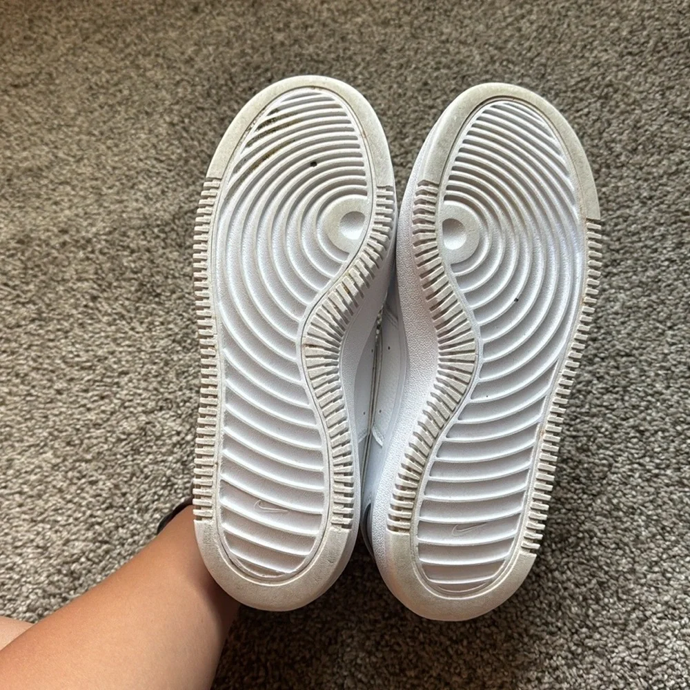Nike White Women's Sneakers